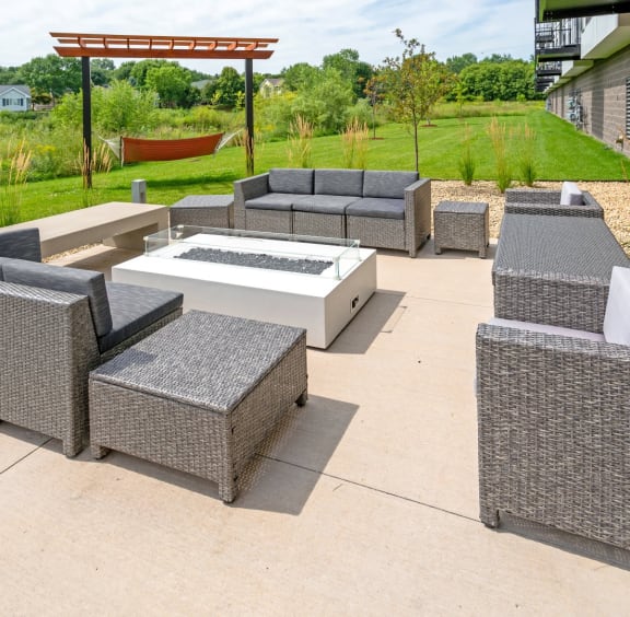 Mahtomedi Flats Apartments in Mahtomedi, MN